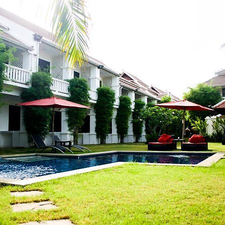 Palm Grove Resort, Pattaya На Джомтьен Экстерьер фото