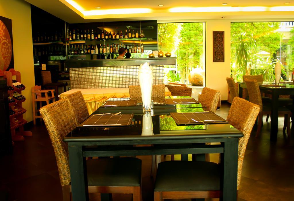 Palm Grove Resort, Pattaya На Джомтьен Экстерьер фото