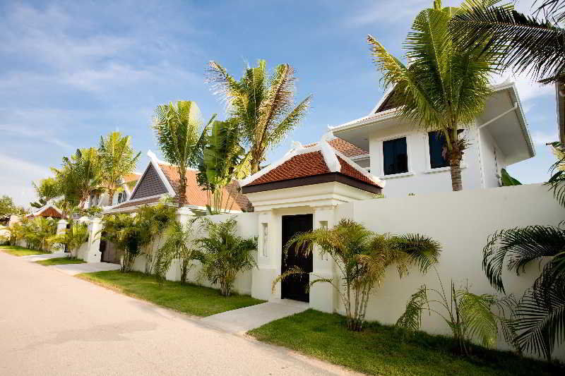 Palm Grove Resort, Pattaya На Джомтьен Номер фото